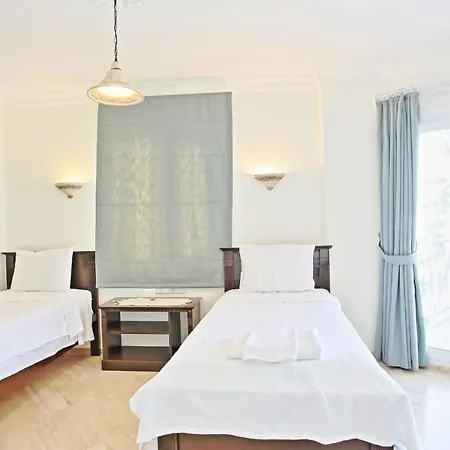 Secilia Otel